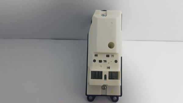 corolla cam açma düğme 2'li sol 97-02 84820-12450