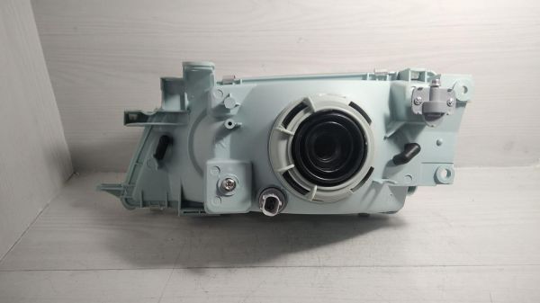 Far Corona /Carina Sağ 92-95 Manuel