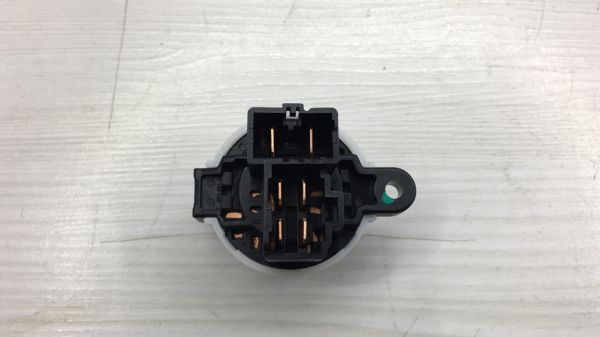 Kontak Termiği 323 98-03 / 626 98-00