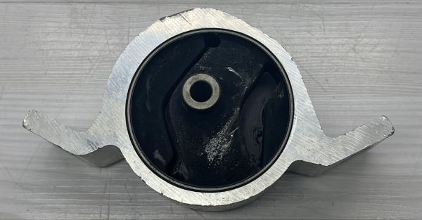 MOTOR TAKOZU PRIMERA 96-02 1.6 ARKA DÜZ VITES