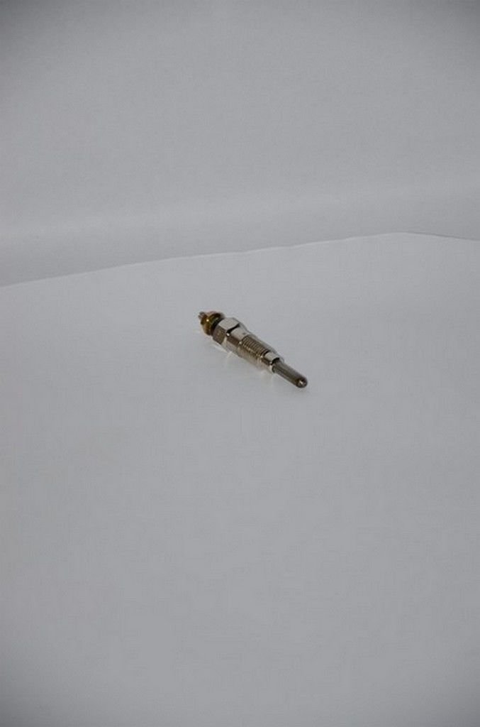 720 / D21 / SD23 / SD25 1984-1996 KIZDIRMA BUJİSİ