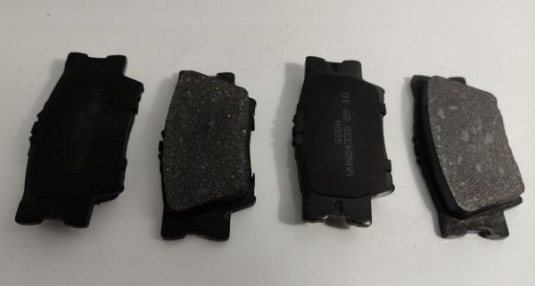 Balata Arka Rav4 06-