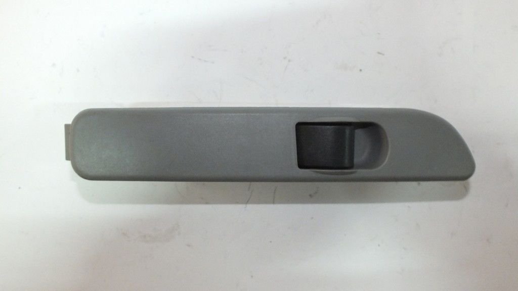 FUSO CANTER 839 / 859 CAM AÇMA DÜĞMESİ SAĞ 24V