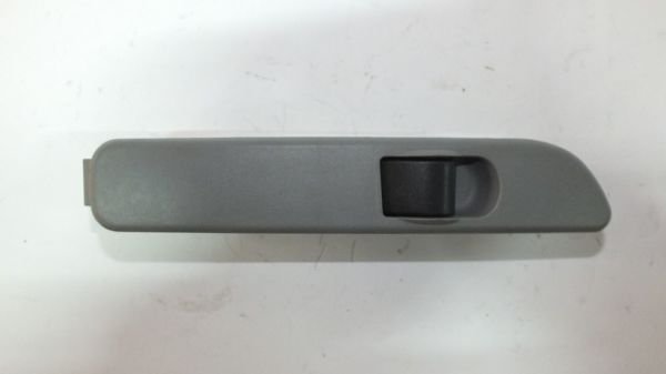 FUSO CANTER 839 / 859 CAM AÇMA DÜĞMESİ SAĞ 24V