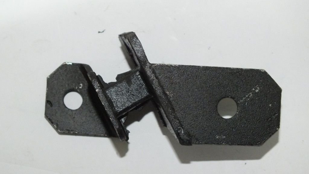 CANTER FUSO FE711 / FE839 / FE 859 06-12 HAVA FİLTRE BRAKETİ SAĞ