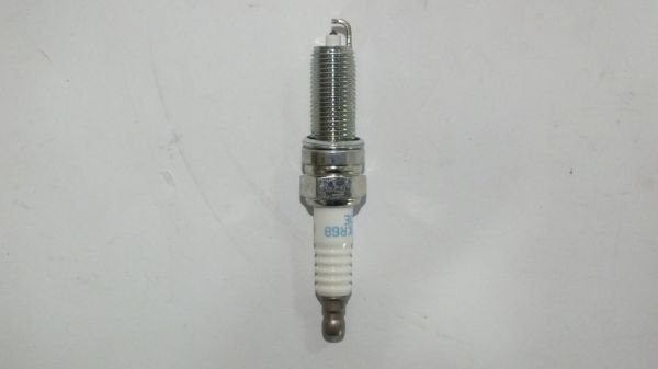 IX-35 10- 1.6 /  SPORTAGE 11- 1.6  / İ30 12- /İ40 12- ATEŞLEME BUJİSİ İRİDYUM