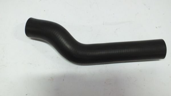 NKR55 / NKR71 RADYATÖR HORTUMU ALT