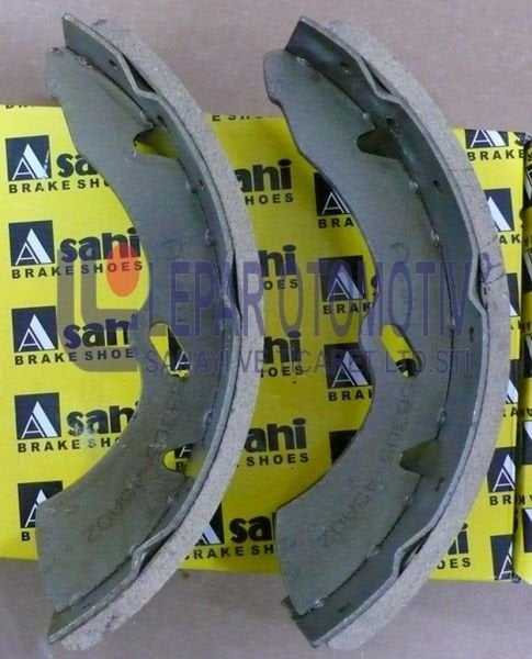 HD 72        58305-45A02 FREN BALATASI ÖN-ARKA PABUÇLU