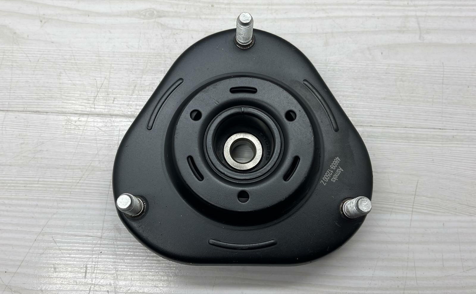 AMORTISÖR TAKOZU COROLLA 06- ÖN