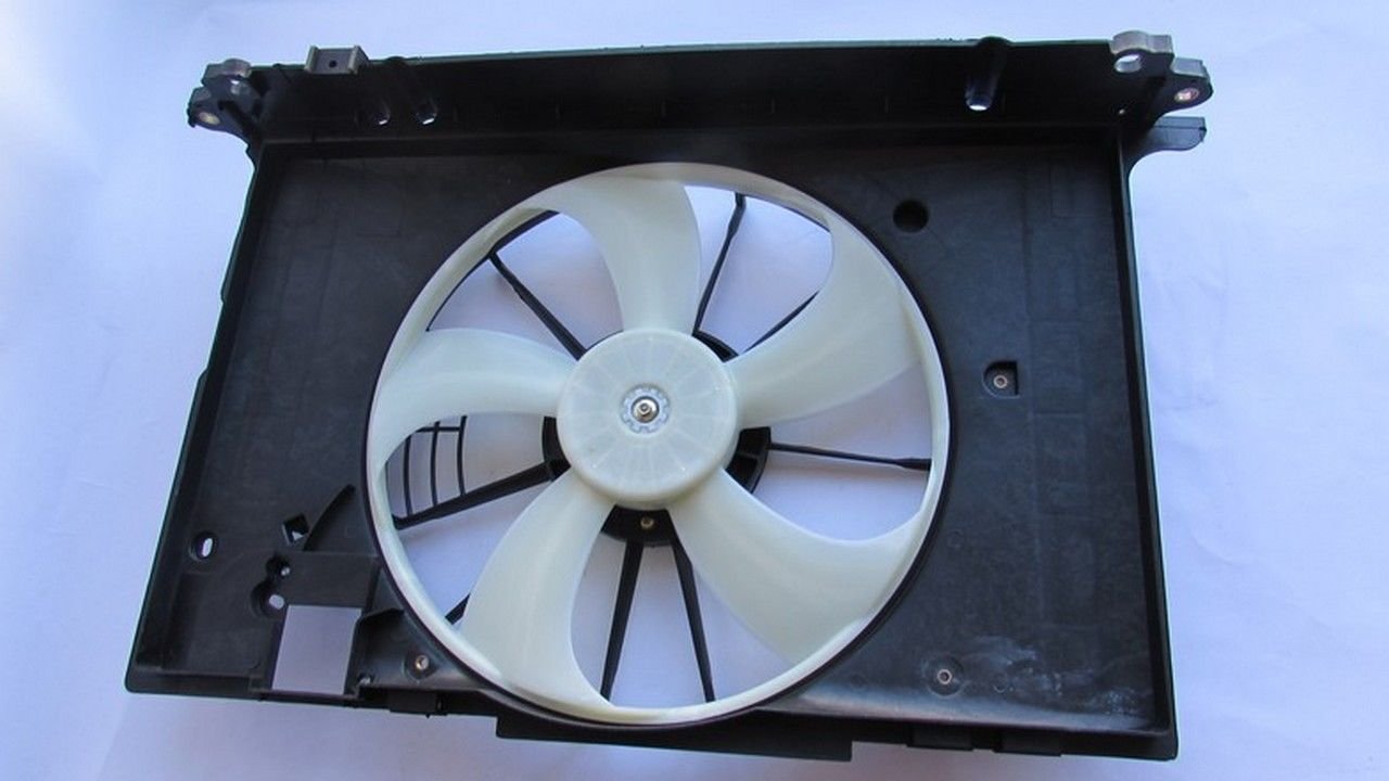 COROLLA 2006-2013 RADYATÖR FANI