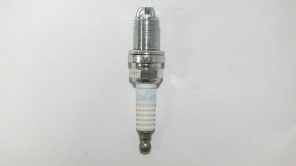 GOLF4 / BORA / A3 / TOLEDO / PASSAT / POLO 97=> AKL-ADP-AGN-BBY-BBZ-BKY 1.4 16V-1.6-1.8 BKUR6ET-10 F7LTCR (3 TIRNAK) ATEŞLEME  BUJİSİ