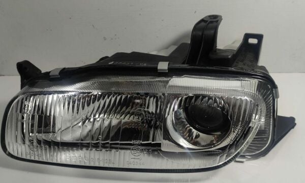 Far 323/Lantis Sol 97-98 Ön