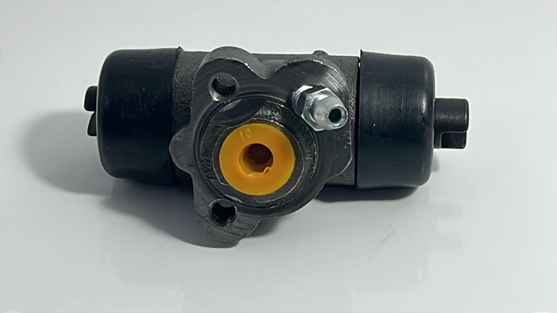 Fren Silindiri Corolla 02-/Corona 92-97 Sağ arka fren merkezi