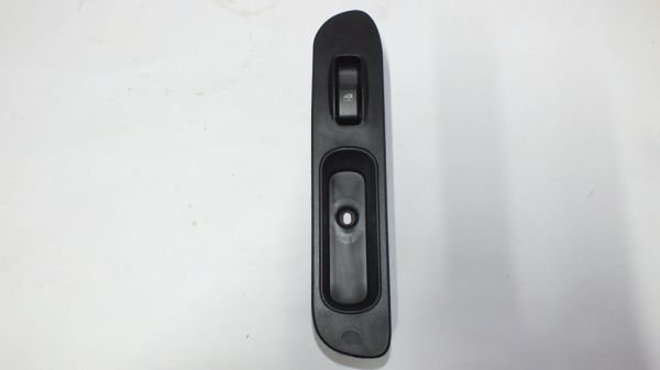 BONGO 2002-2004 CAM DÜĞMESİ ÖN SAĞ