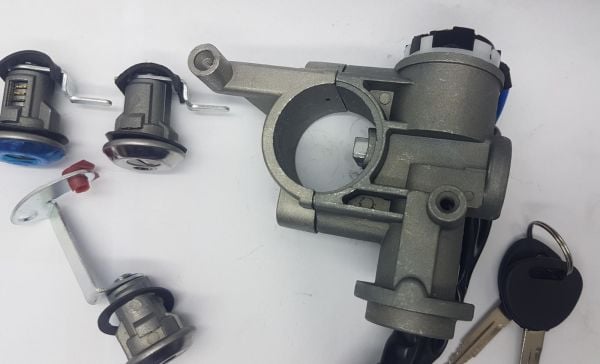 KILIT SET H100 minibüs kontak kapı bagaj şifre