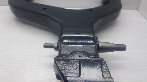 salıncak ssangyong Actyon/Actyon Sports/Kyron 08- 4X4 Sağ Alt tabla beşik 44502-09002