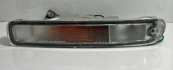 Tampon Sinyali 323 96-98 Sol Beyaz