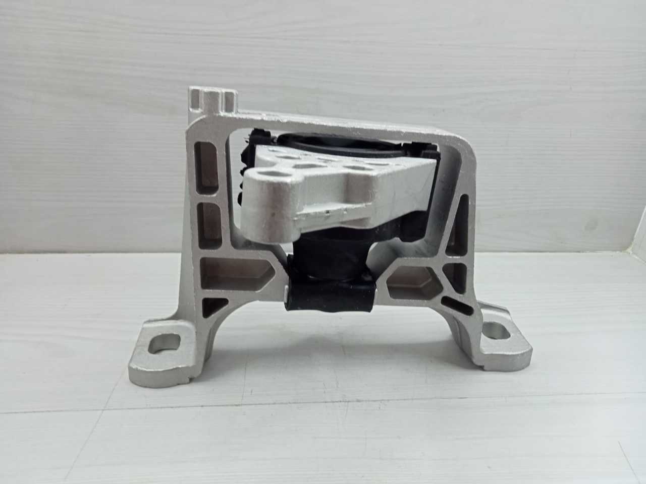 Motor Takozu Mazda 3 Sağ kulağı bp4k-39-060b