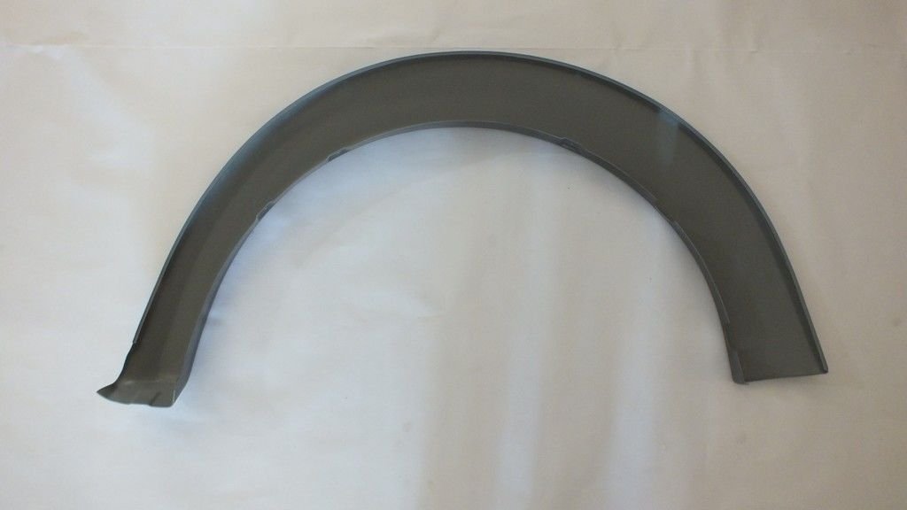 L200 2015-2017 ÇAMURLUK AĞZI PLASTİĞİ (DODİK)  ARKA  (BOYALI) SAĞ