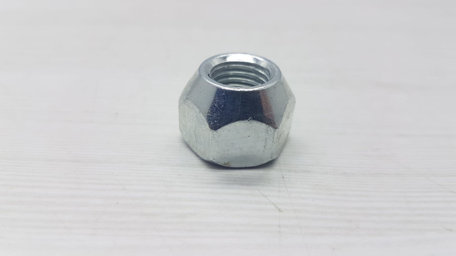 Bijon Corolla Ön/Arka açıkSomun 14Mm