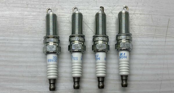 BUJI I30 12= SILZKR6B-10E