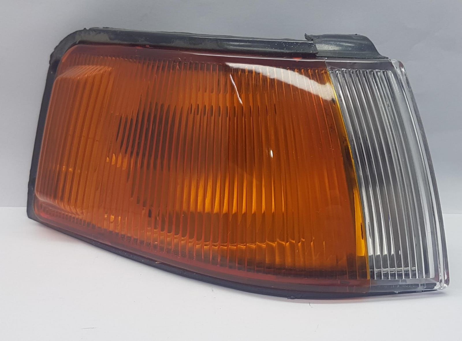 SINYAL 323 1990-1995 SAG