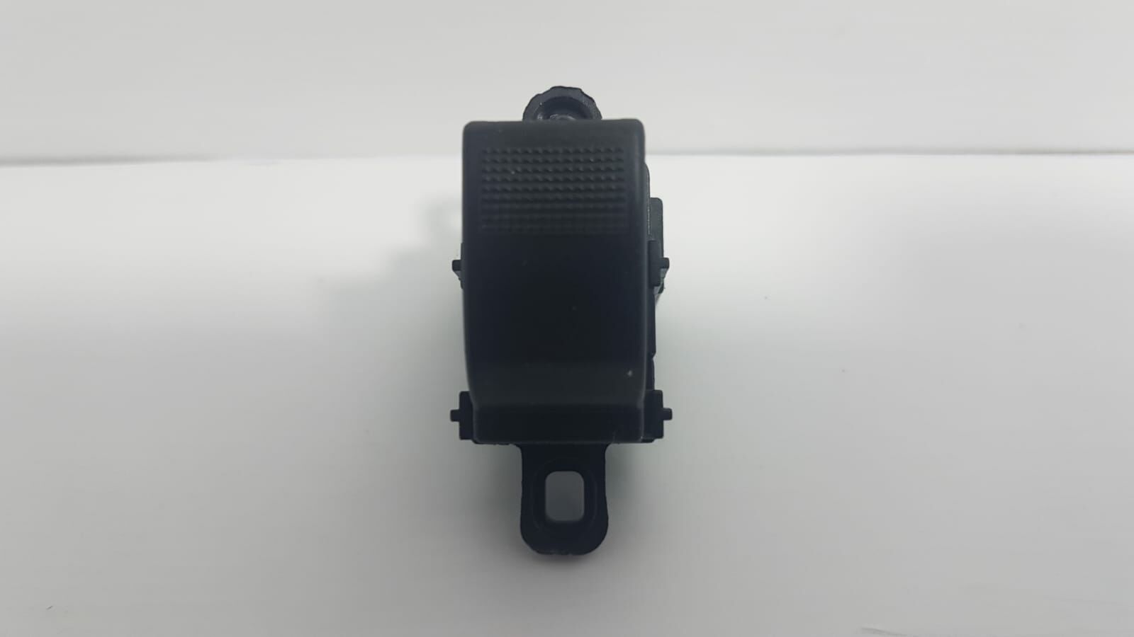 b2500 cam düğme sağ 01-