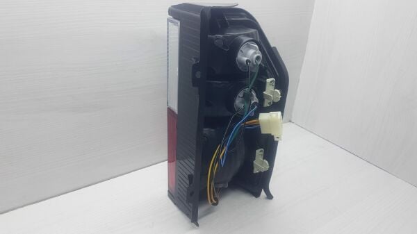 Stop E2200 Sol 99-05 Kırmızı Beyaz