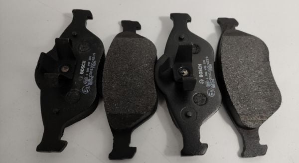 Balata Ön Yaris 06-