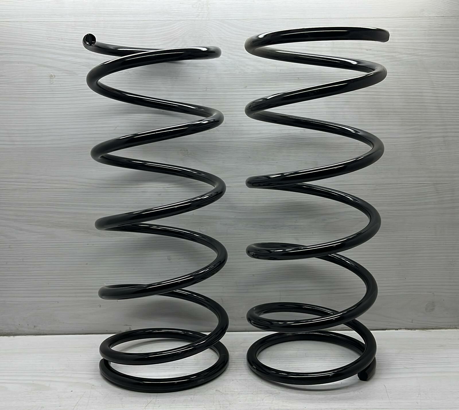 Helezon 323 95- Arka