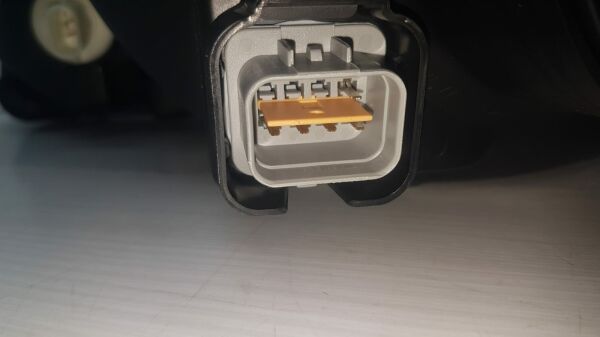 Far getz Sağ 06-Manuel