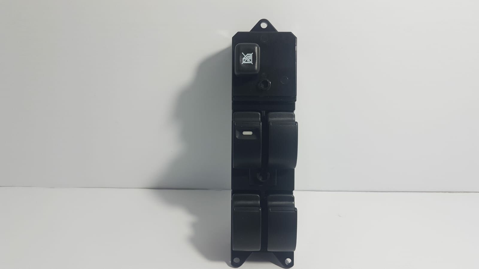 l200 cam düğme 4'lü 14 fiş sol 06-