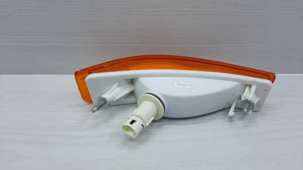 Corolla Ae92 88-92 Tampon Sinyali Sol