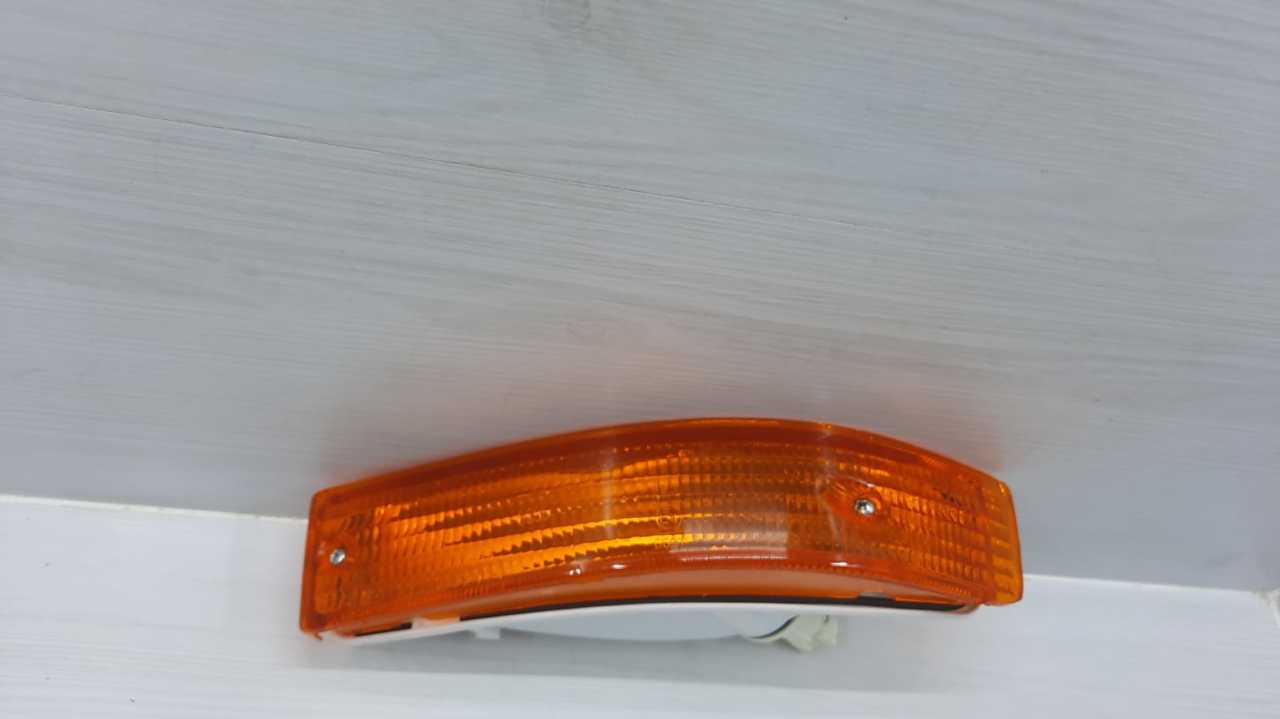 Corolla Ae92 88-92 Tampon Sinyali Sol