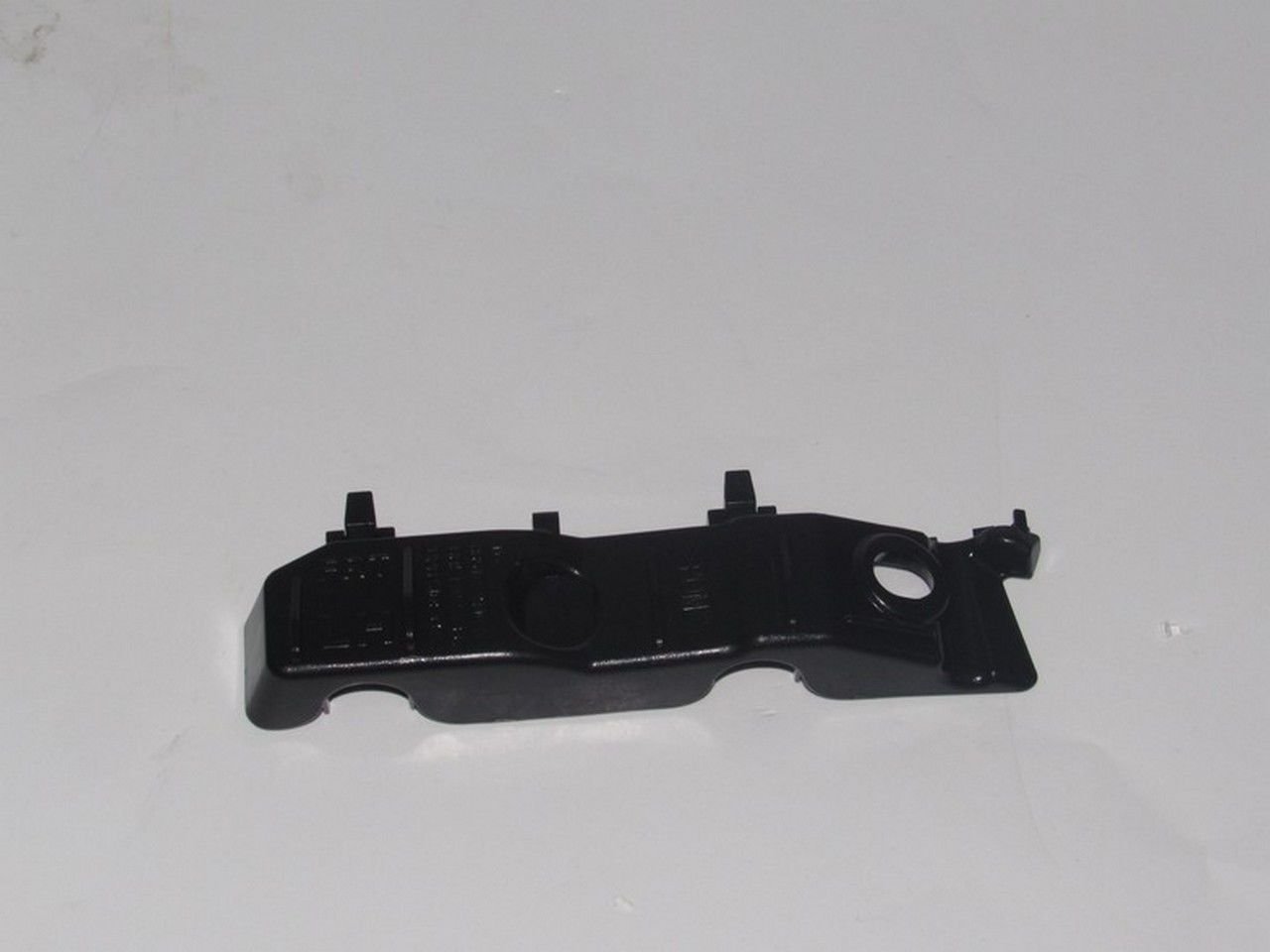 CERATO 2010-2012 TAMPON BRAKETİ ÖN SOL