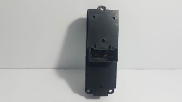 b2500 cam düğme sağ 06-