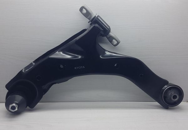 Salıncak Cerato 2004-Sol /Elantra 2000- ALT TABLA BEŞİK ROTİL