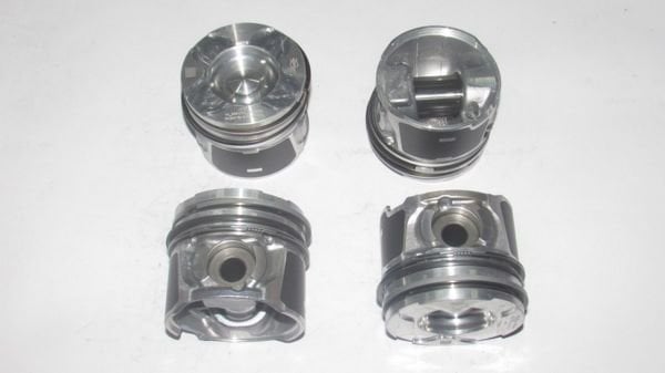 Expert 1,6 HDI / 307 1,6 HDI / 206 1,6 HDI / DV6 TD / TED PİSTON+SEGMAN 0,40