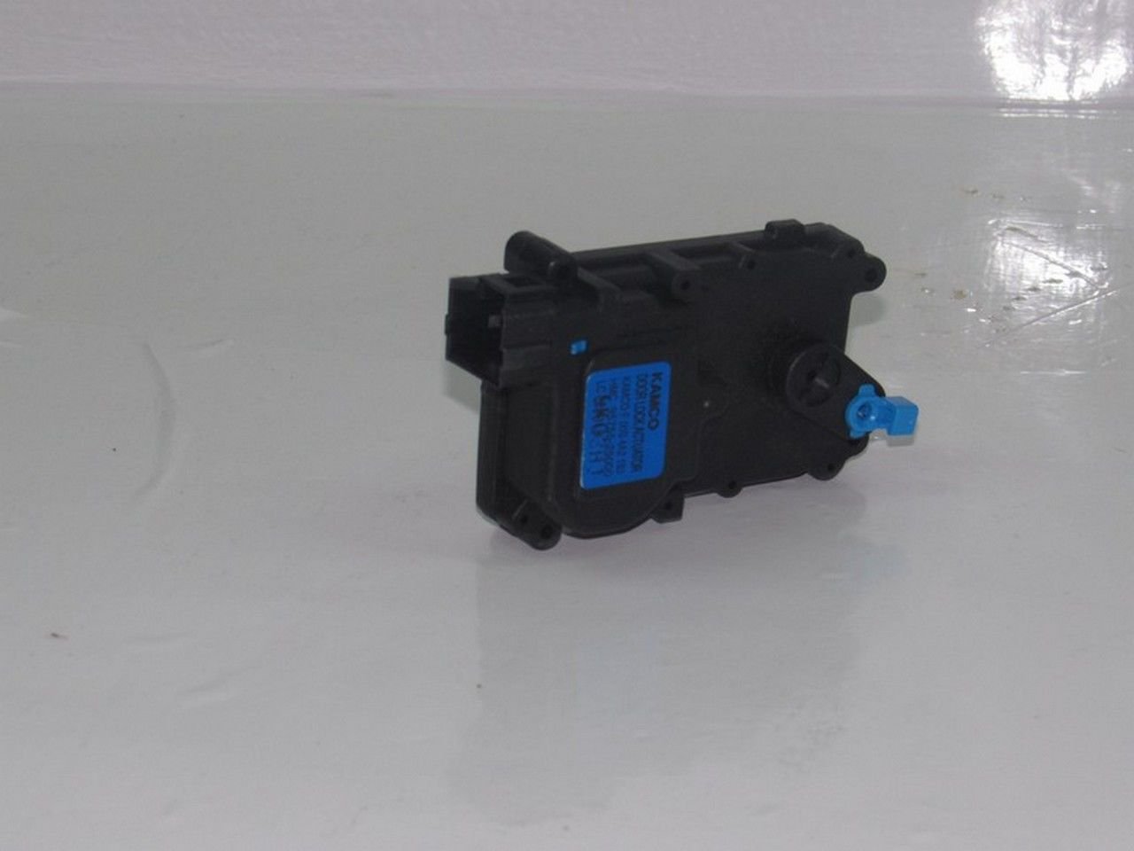 ACCENT 2000-2005 MERKEZİ KİLİT MOTORU ARKA SOL