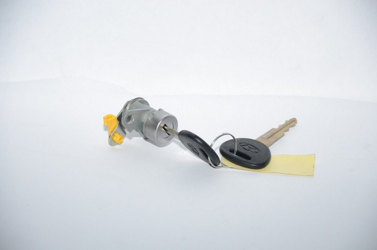 ACCENT 95-97 ÖN KAPI KİLİT ŞİFRESİ - SAĞ