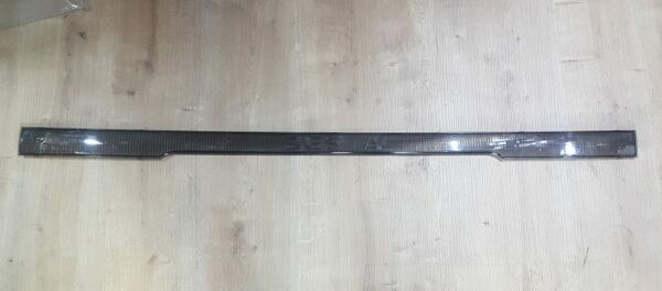 Reflektör Besta Siyah