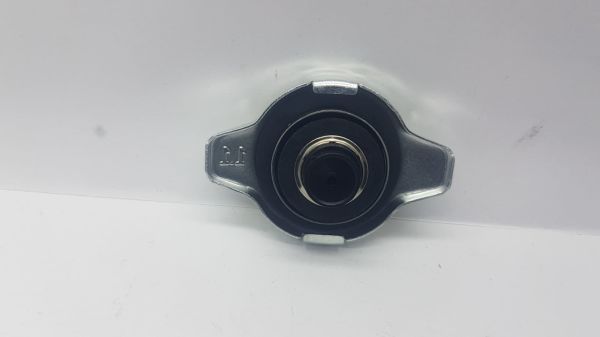 Radyatör kapağı 1.1 Siboplu