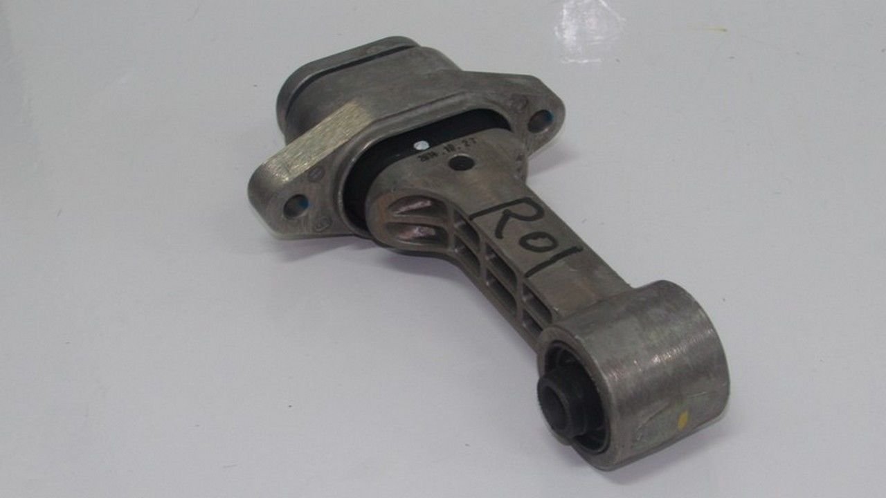 i20 BENZİNLİ MOTOR KULAĞI ARKA