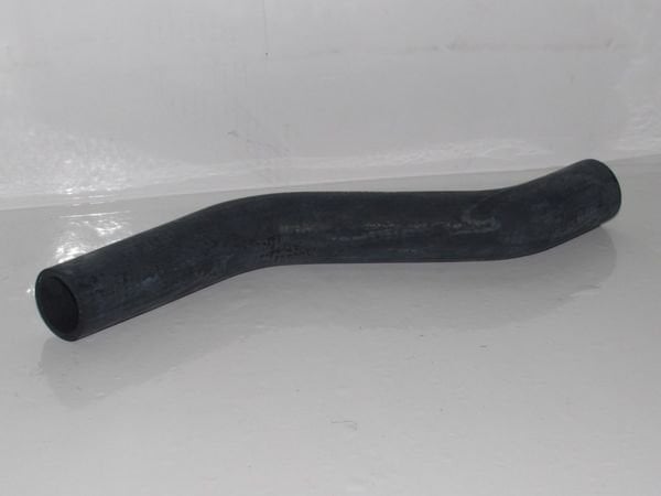 RIO 06-11 BENZİNLİ RADYATÖR ÜST HORTUMU