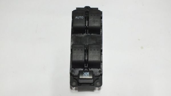 MAZDA 3 2004-2009 CAM DÜĞMESİ ÖN SOL