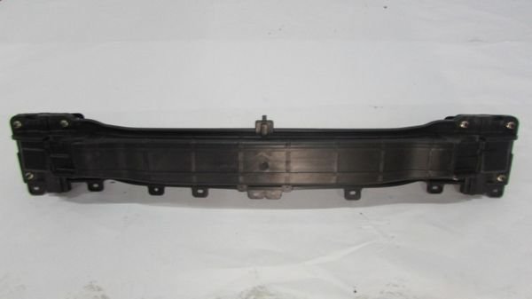 İ20 2015-2018 ARKA TAMPON DEMİRİ