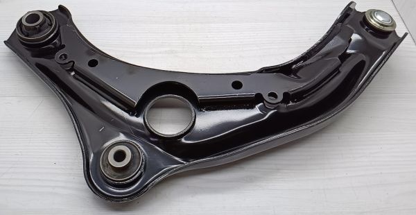 Salıncak Micra Sağ 2016-