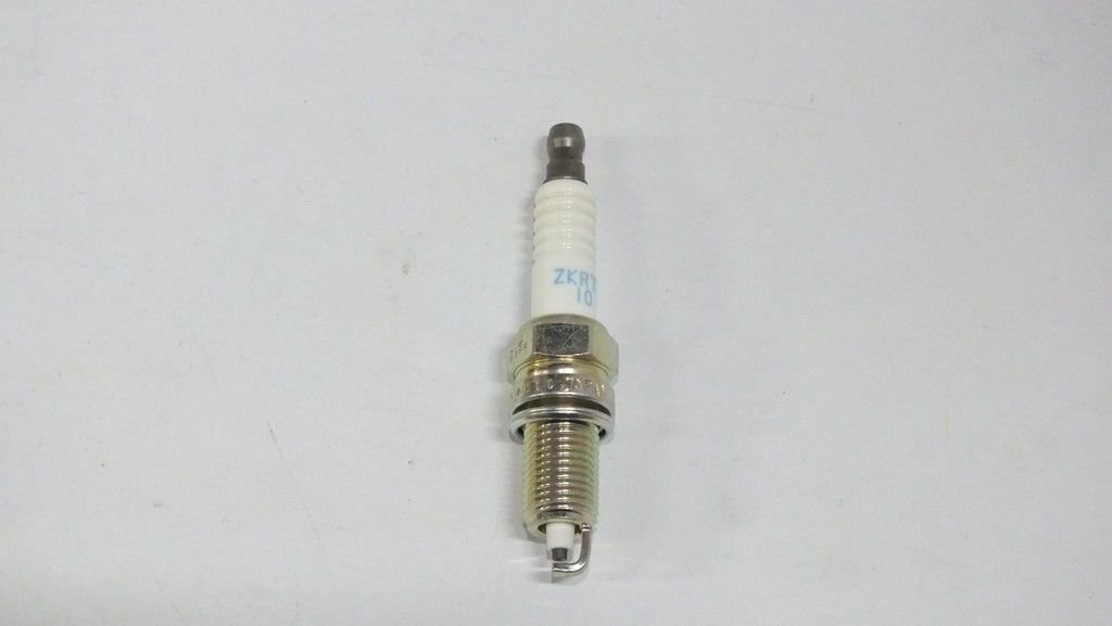 ZKR7A-10 ATEŞLEME  BUJİSİ