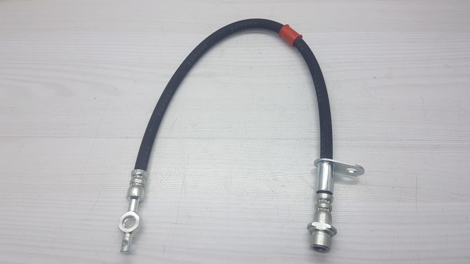 Fren Hortumu Ön Avensis 97-02 Sağ