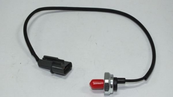 CARISMA 1997- 1,6/1,8 VURUNTU SENSÖRÜ